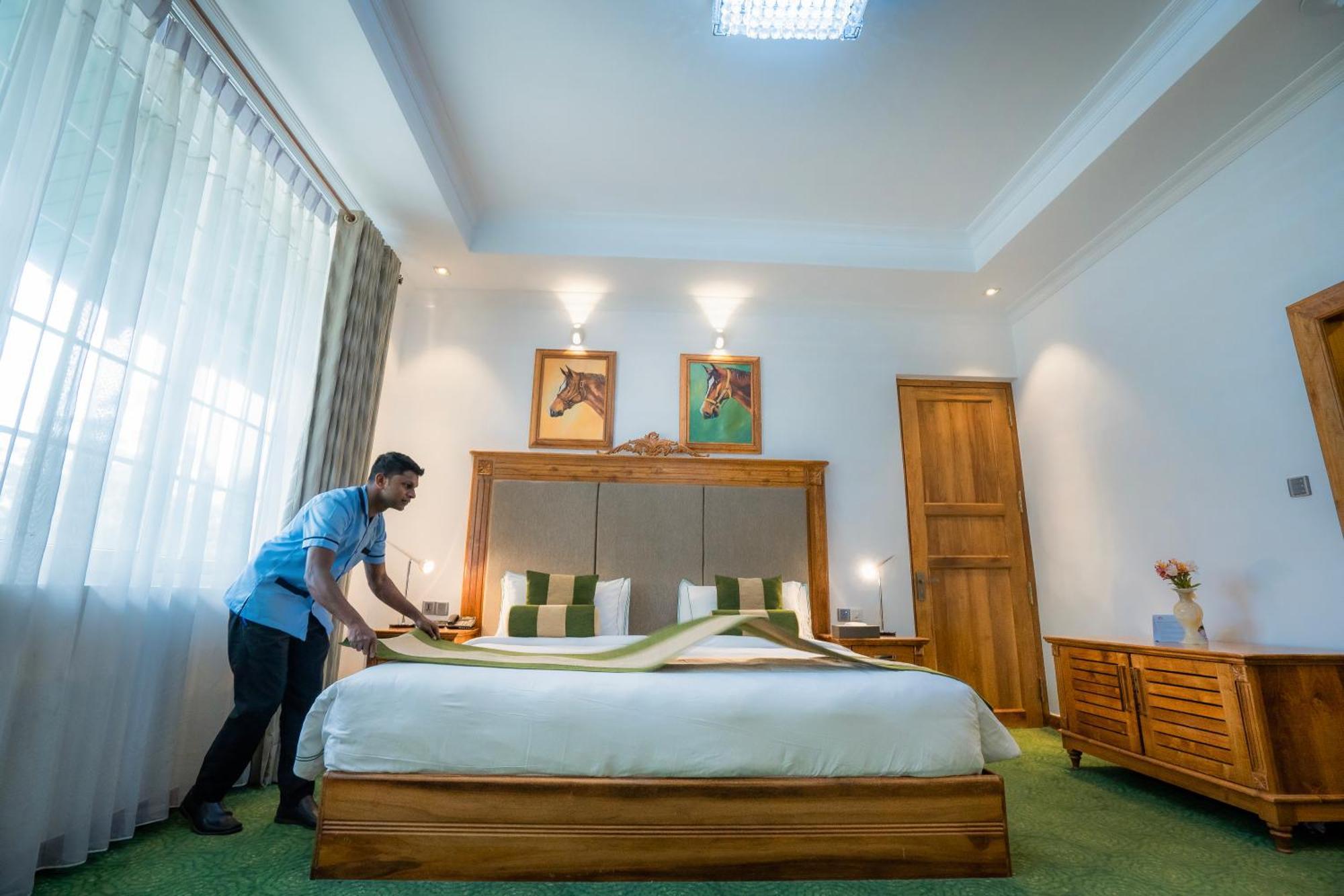 อราลิยา กรีน ซิตี้ Hotel นูวาราเอลิยา ภายนอก รูปภาพ
