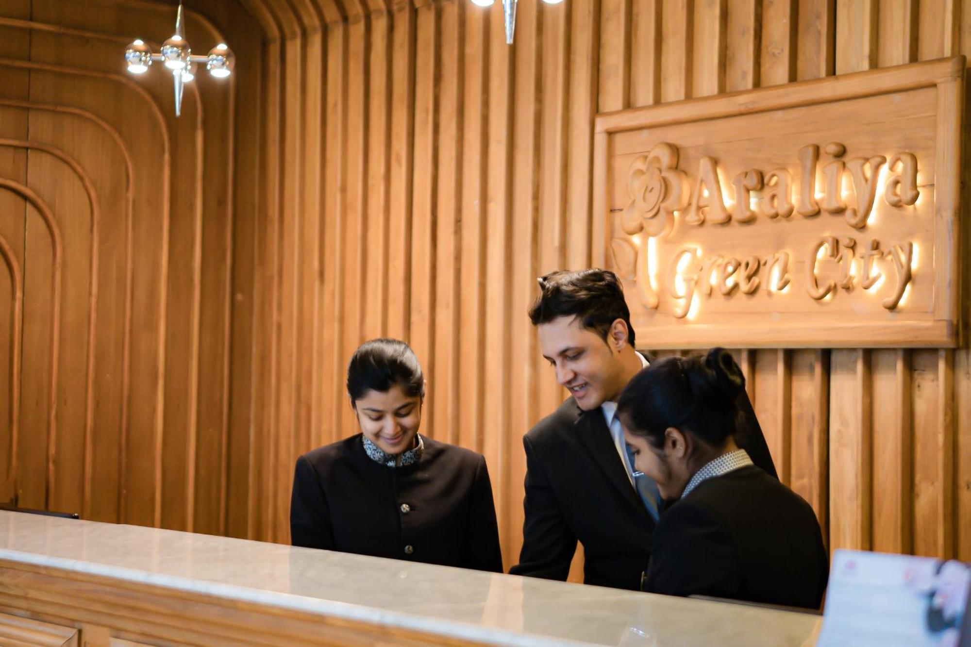 อราลิยา กรีน ซิตี้ Hotel นูวาราเอลิยา ภายนอก รูปภาพ